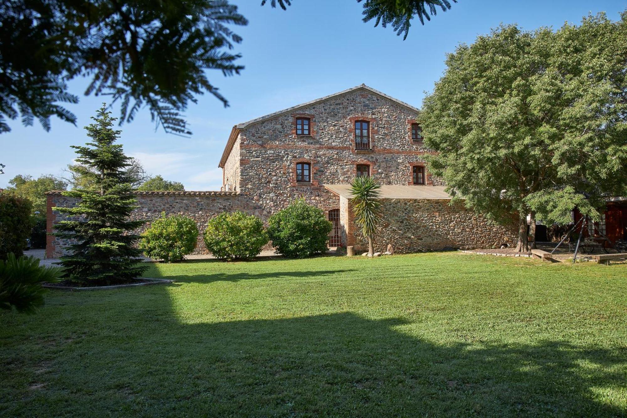Mas Can Calet Aparthotel Les Franqueses del Vallès Екстериор снимка